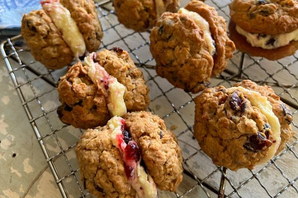 Spiced Cranberry Whoopie Cookies - The Cooks Collective